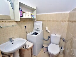 Holiday House With Sauna and Garden, Jaroslawiec