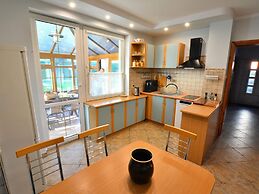 Holiday House With Sauna and Garden, Jaroslawiec