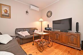 Holiday House With Sauna and Garden, Jaroslawiec