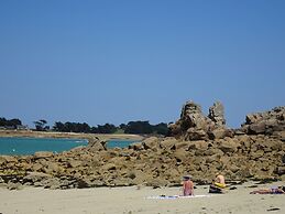 Nice Holiday Home Near the Beach