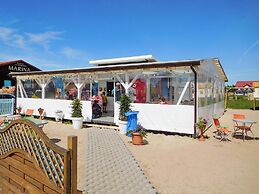 Holiday Homes Close to the Seaside Beach