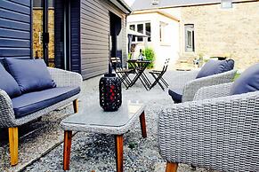 Holiday Home Located in the Middle of the Popular Seaside Resort, Canc