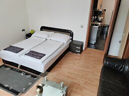 Nora Guesthouse Bed and Breakfast