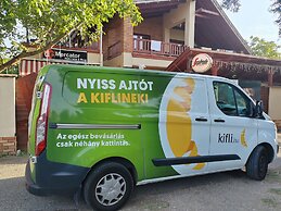 Nora Guesthouse Bed and Breakfast