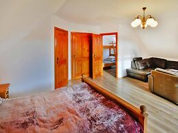 Comfortable Rural Holiday Home, Grabczyn