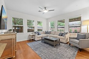 Large South Austin Home with a Pool