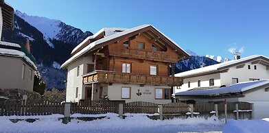 Apartment in Mayrhofen in the Mountains
