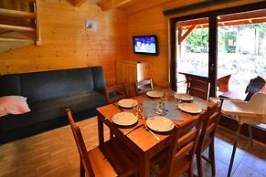 Terraced Houses Close to the Beach, Sianozety