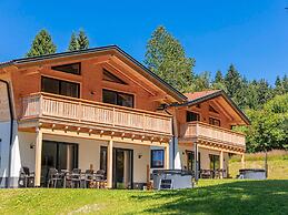 Chalet Arber in St.englmar With its own Hottube