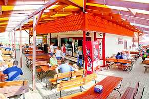 Holiday Homes Near the Beach, Sianozety