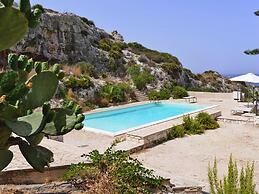 Igloo Home Plemmirio With Sea Access & Pool