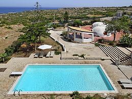 Igloo Home Plemmirio With Sea Access & Pool