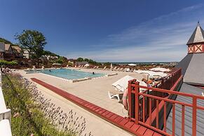 Apartment in Residence & Spa With Common Pool and Sauna, Houlgate