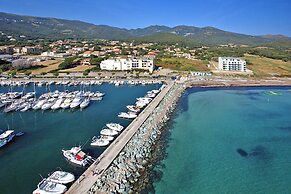 Res. Villa Tyrrenia, Macinaggio/rogliano, Apartment With bay View