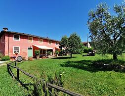 Holiday House With Private Garden in Redortiers