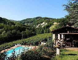 Holiday House With Private Garden in Redortiers