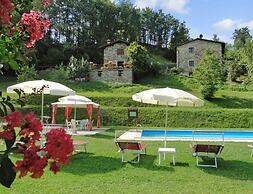 Holiday House With Private Garden in Redortiers