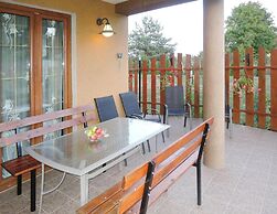Spacious Holiday Home, Kolczewo