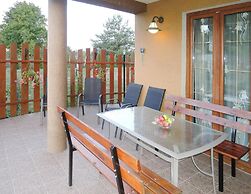 Spacious Holiday Home, Kolczewo