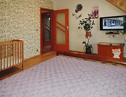 Spacious Holiday Home, Kolczewo