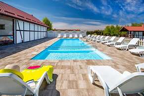 Comfortable Apartment, Pool, Darlowo