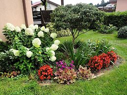 Holiday Home in Dargobadz With Fenced Garden