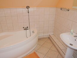 Holiday Home in Dargobadz With Fenced Garden