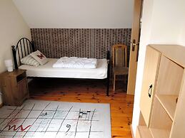 Holiday Home in Dargobadz With Fenced Garden