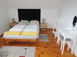 Holiday Home in Dargobadz With Fenced Garden