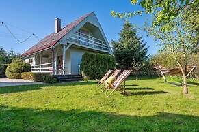 Large Holiday House With Terrace, Bobolin