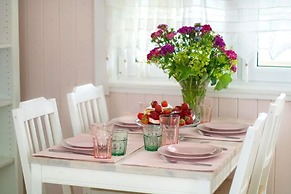 Large Holiday House With Terrace, Bobolin