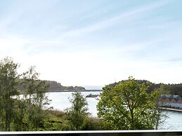 Nice Apartment Overlooking the River in Dziwnow