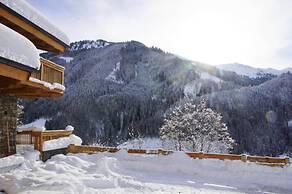 Chalet Glemmerl Mountain Lodge, Saalbach