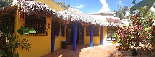 La casa de piedra y colores