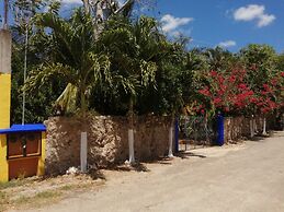 La casa de piedra y colores