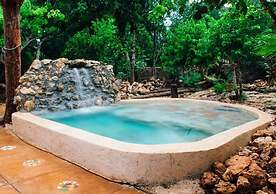 La casa de piedra y colores