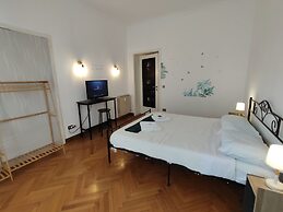 Dock Bay Lodge Hostel