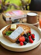 Adoro Hotel Boutique