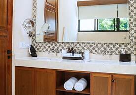 Adoro Hotel Boutique