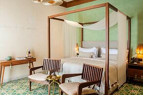 Adoro Hotel Boutique