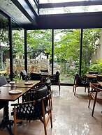 Adoro Hotel Boutique