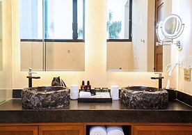 Adoro Hotel Boutique