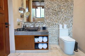 Adoro Hotel Boutique