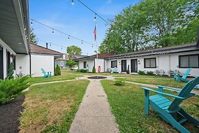 Chic City Retreat 93D