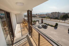 E87 Highway Otel