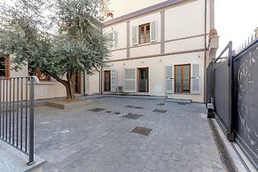 Mamo Florence - Bonnie - Clyde - Marvin Apartments