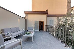 Mamo Florence - Bonnie - Clyde - Marvin Apartments