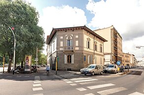 Mamo Florence - Bonnie - Clyde - Marvin Apartments