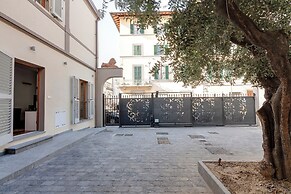 Mamo Florence - Bonnie - Clyde - Marvin Apartments