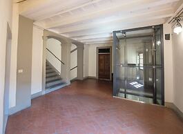 Mamo Florence - Borgo Santa Croce Apartment
